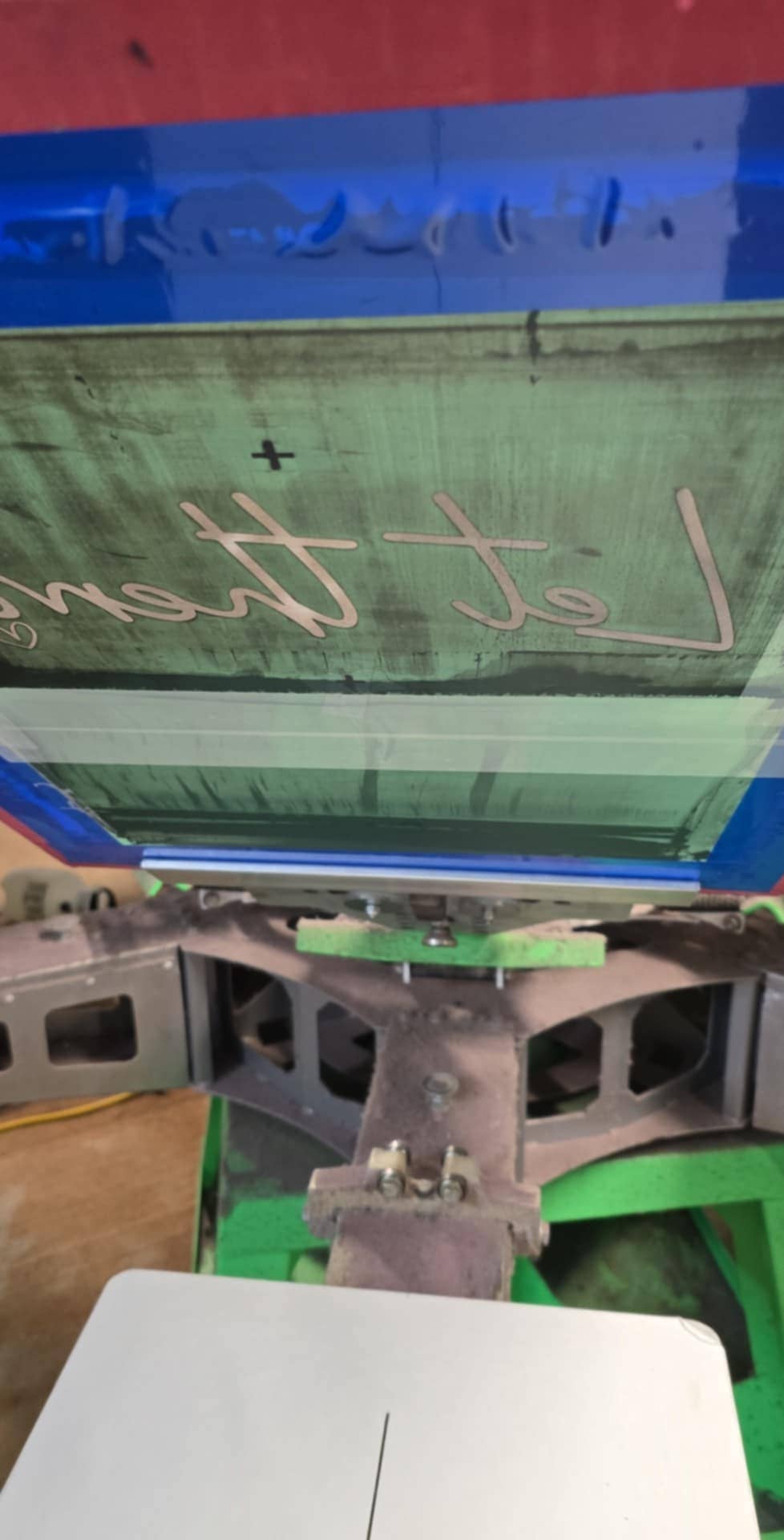 Let Them Coral Faith Graphic Tee