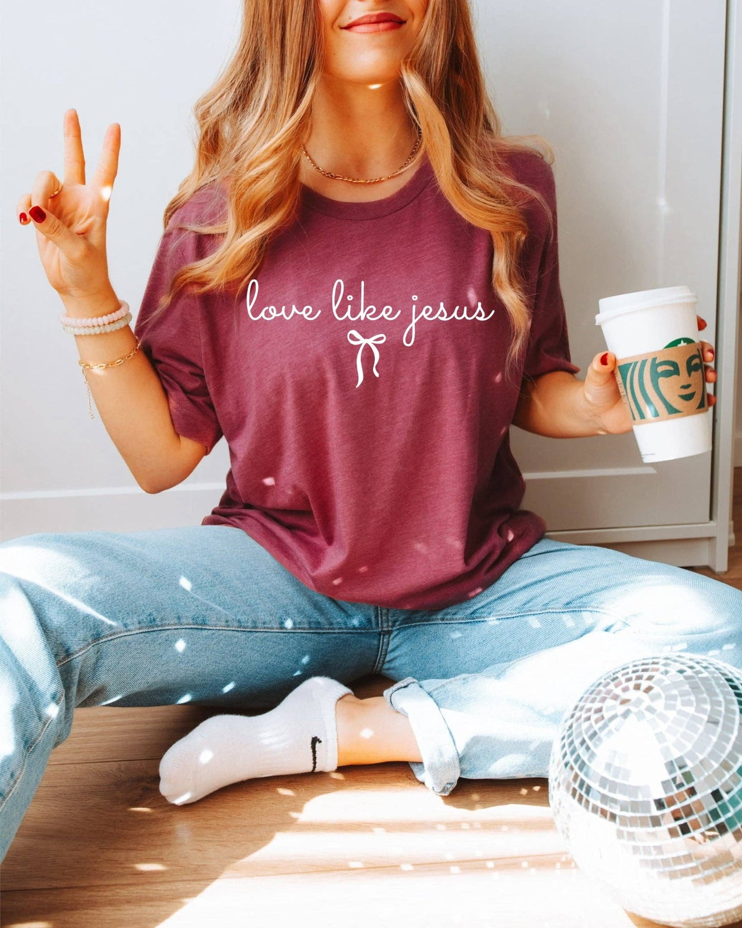 Love Like Jesus Bow Tee