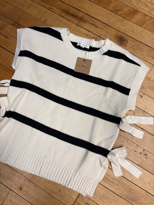 Stripe Side Tie Short Sleeve Knit Sweater