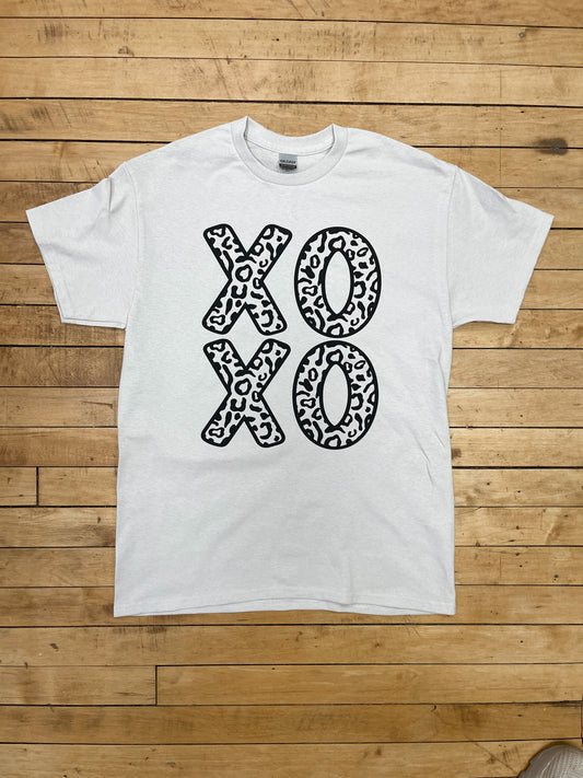 XOXO Tee