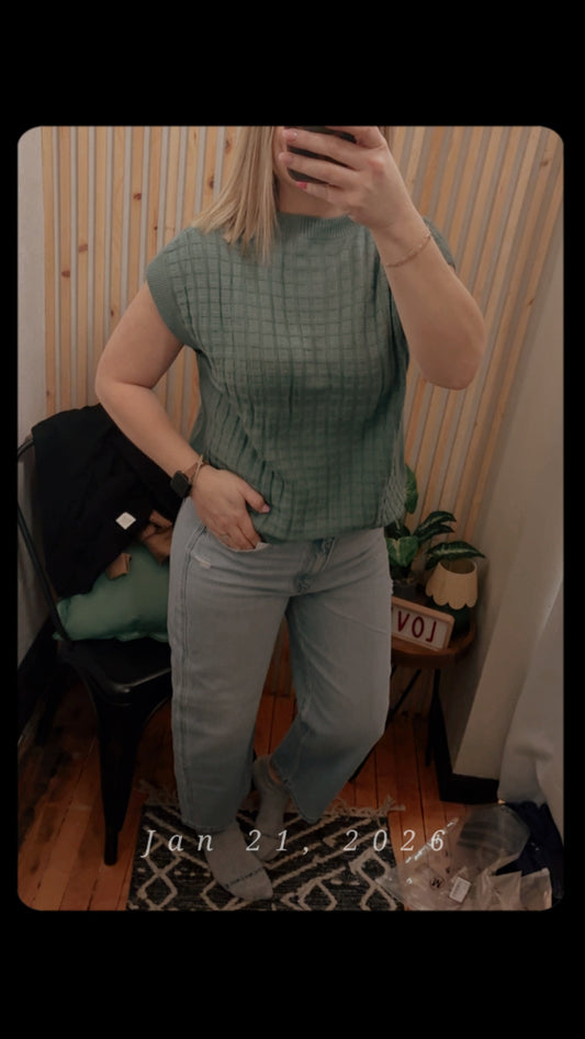 Mist Green Solid Color Round Neck Textured Short Sleeve Sweater