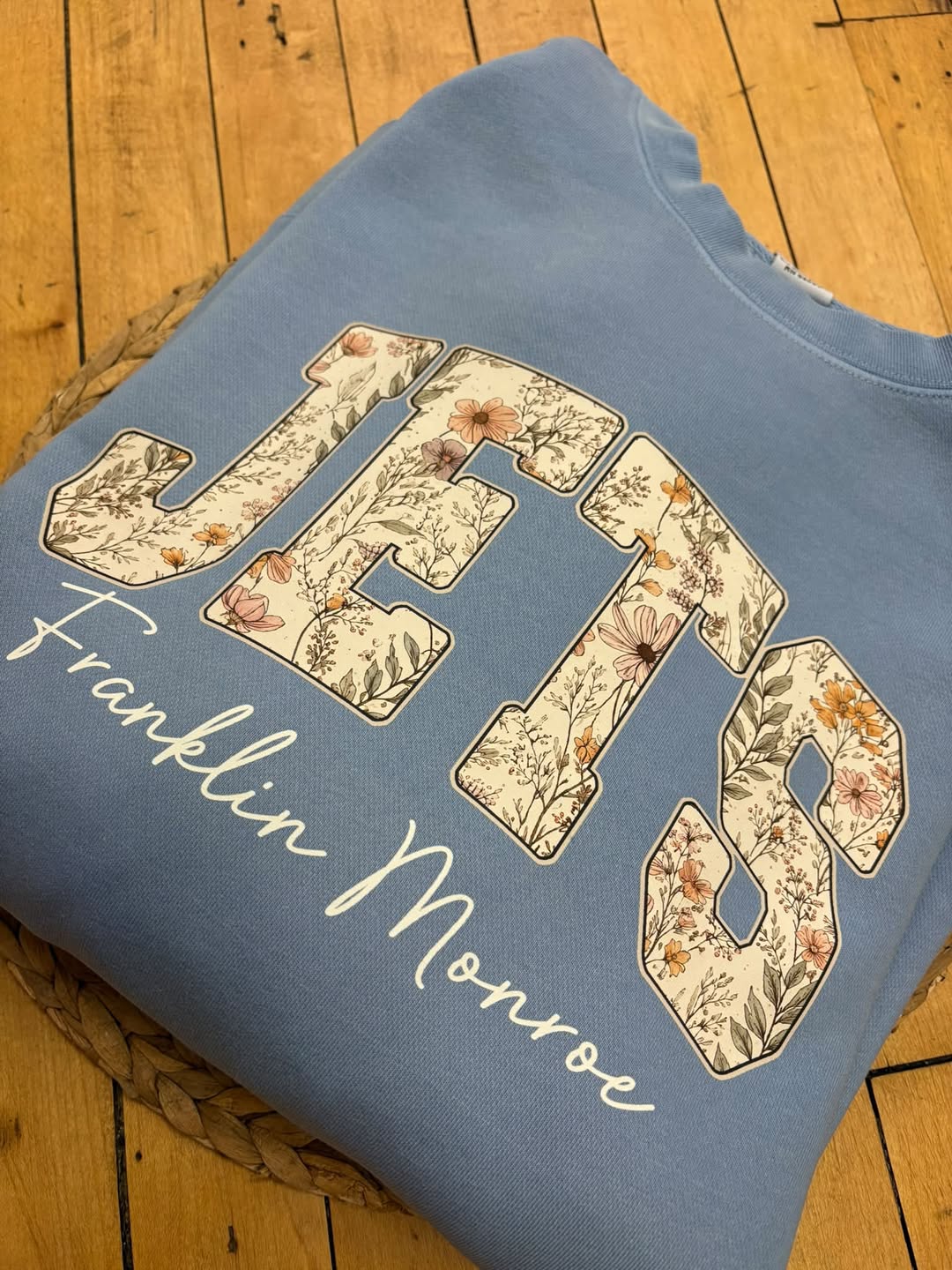 Franklin Monroe Floral Pigment Light Blue Crew Sweatshirt