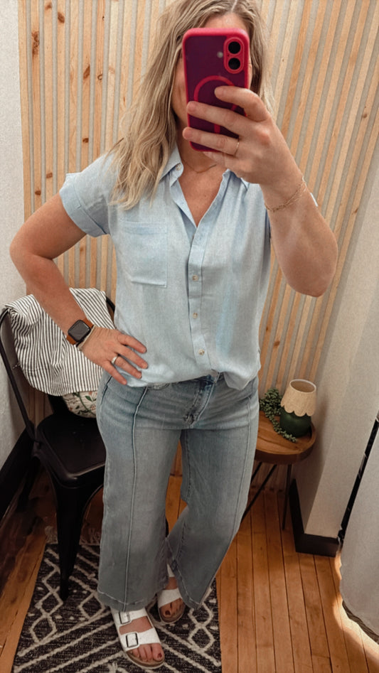 Collared Button Down Roll Sleeve Top