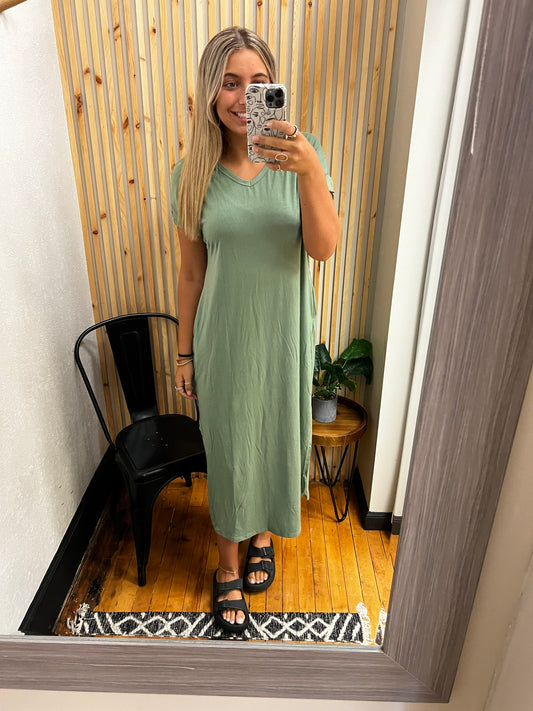Grass Green V Neck Hidden Pocket Splits Maxi T-shirt Dress