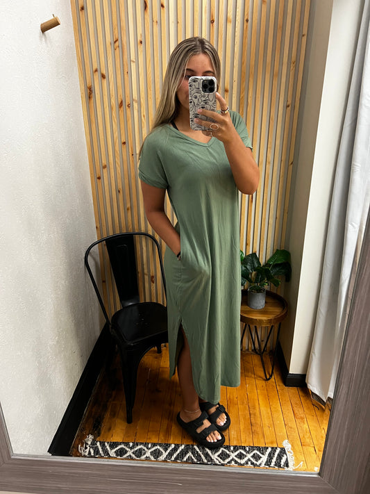 Grass Green V Neck Hidden Pocket Splits Maxi T-shirt Dress