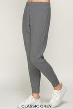 Fleece Jogger Pants with Back Pocket